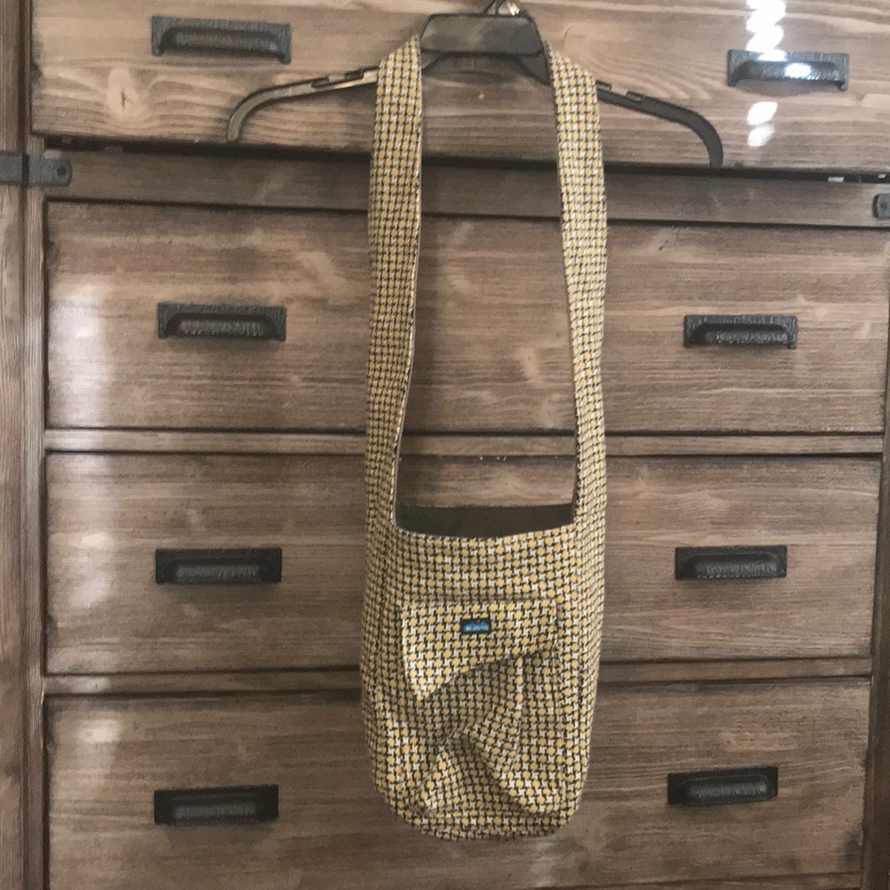 KAVU tweed bag